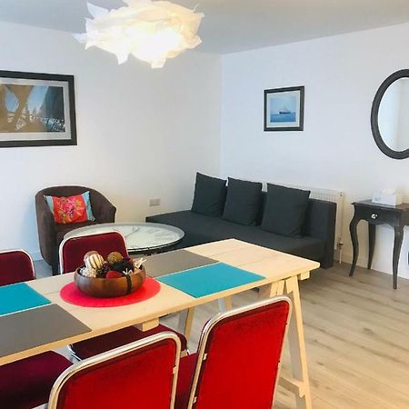 One Bedroom Apartment, No 4 Илфракомб Екстериор снимка